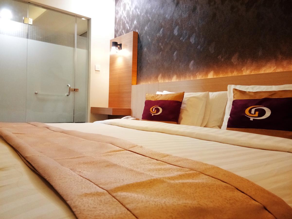 Grand Parama Hotel Tanjung Redep Exteriör bild