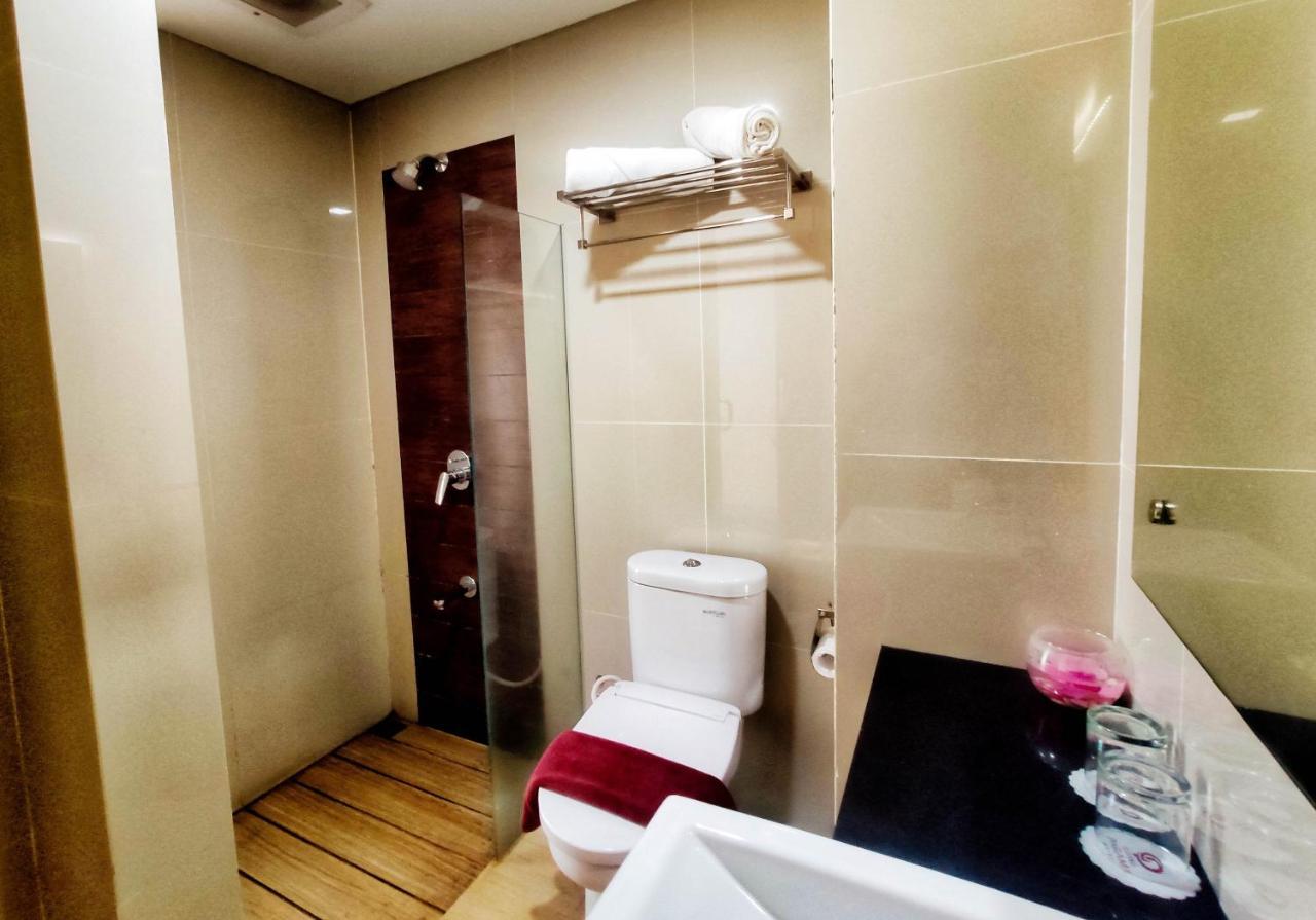 Grand Parama Hotel Tanjung Redep Exteriör bild